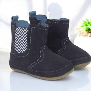 Robeez Maddox Leather Upper Boots, Size 0-3 months, New in Box